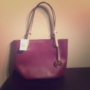 Michael Kors purse- brand new